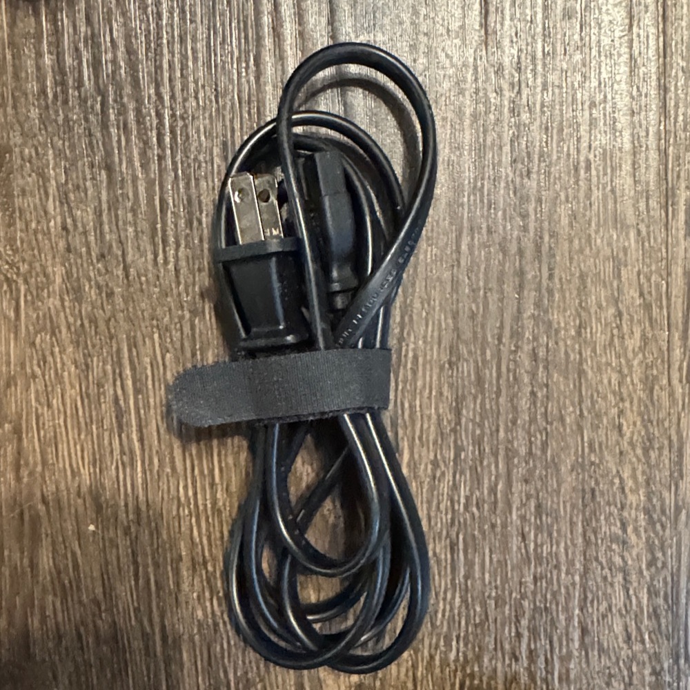 Black 2-Prong Electronic Power Cable (D)